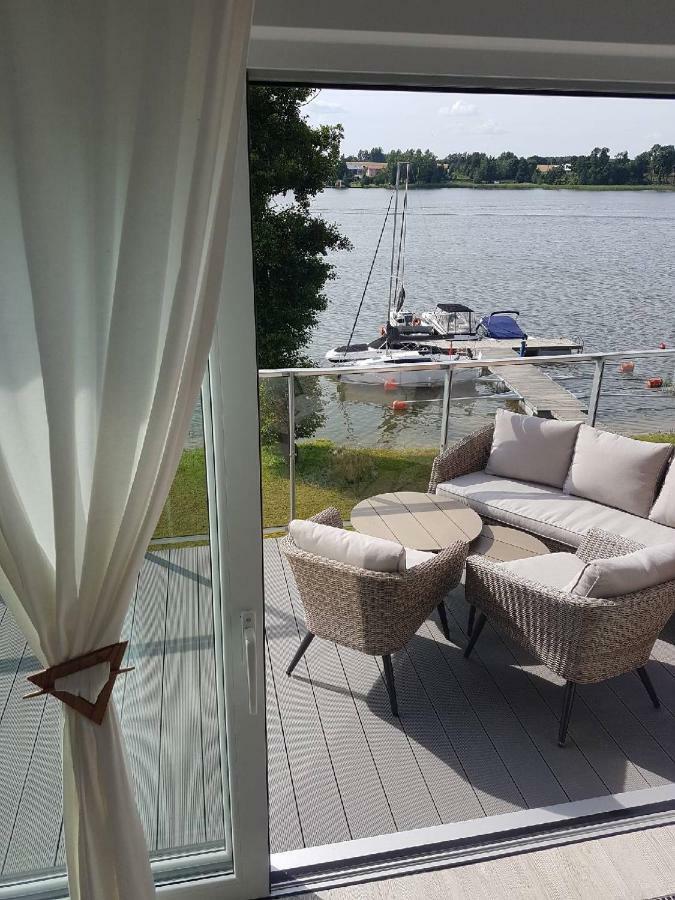 Apartament Z Widokiem Na Jezioro Leilighet Rydzewo Eksteriør bilde