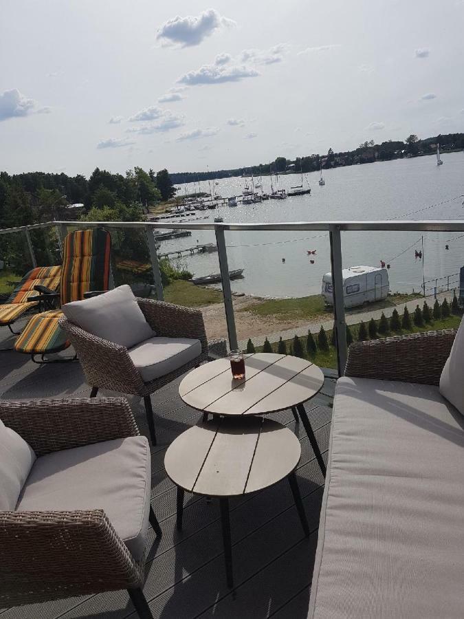 Apartament Z Widokiem Na Jezioro Leilighet Rydzewo Eksteriør bilde